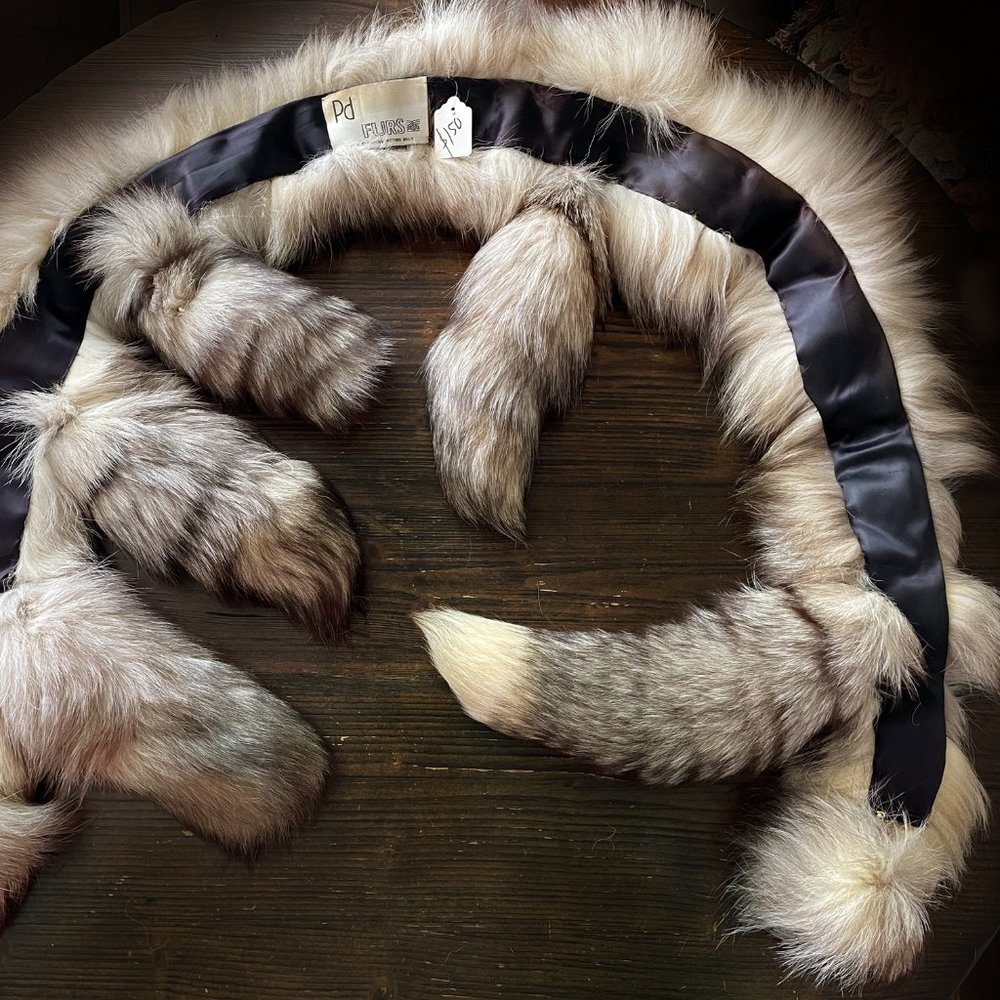 Vintage fur collar or scarf, unusual design. PD furs. Natural / real fur - Picture 2 of 7